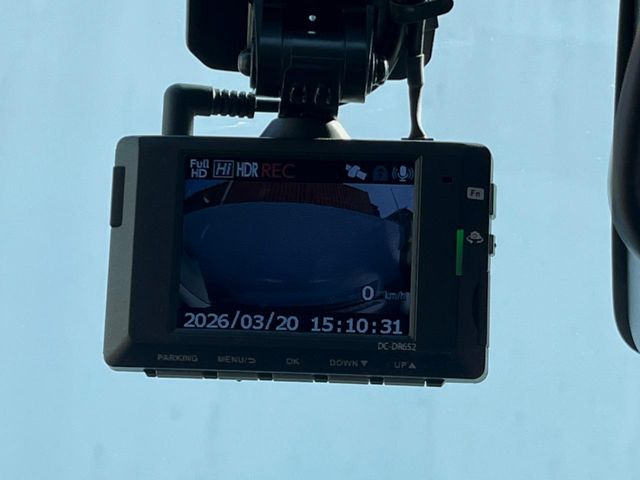 �y�h���C�u���R�[�_�[�z�h���C�u���R�[�_�[����!���s���͂������A������^�]�⎖�̂ɑ��������ہA�f���ŋL�^���A����̃��X�N�ɔ����܂��B���L�^�pSD�J�[�h�͂��q�l�����g�ł��������������K�v������܂��B