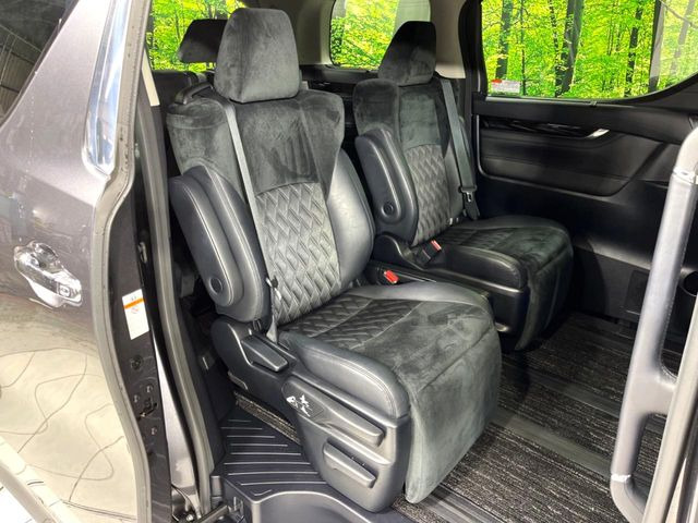 ���ڒ����̓E�H�[�N�X���[�ƂȂ��Ă���܂��B���ڂƎO��ڂ̈ړ�����~�肪�Ƃ��Ă��y�ɂȂ�̂ŁA���~��̍ۂ��X�g���X�������邱�Ƃ͂���܂����