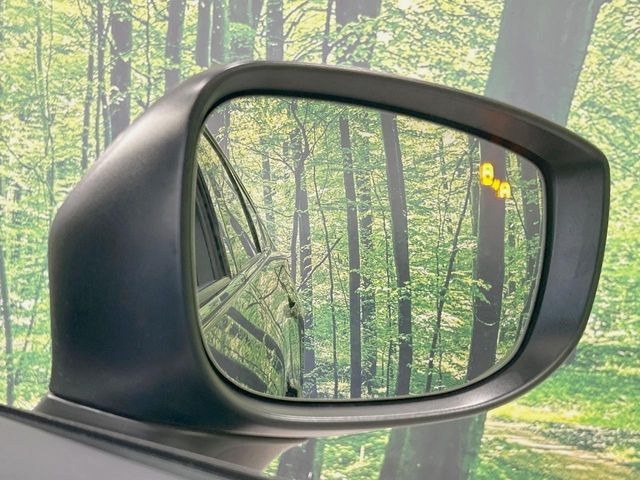 �y�u���C���h�X�|�b�g���j�^�����O�z���s���A�h�A�~���[�̎��p�ɂȂ�₷���ӏ��Ɍ㑱�Ԃ��ڋ߂���ƃT�C�h�~���[�t�߂Ɍx����\���A�h���C�o�[�ɒ��ӊ��N�����Ă���܂��B