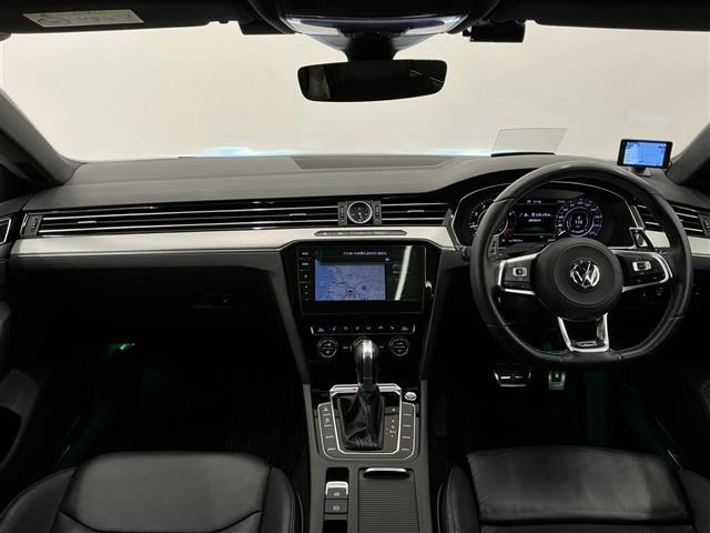 アルテオンTSI 4モーション Rライン アドバンス 4WD