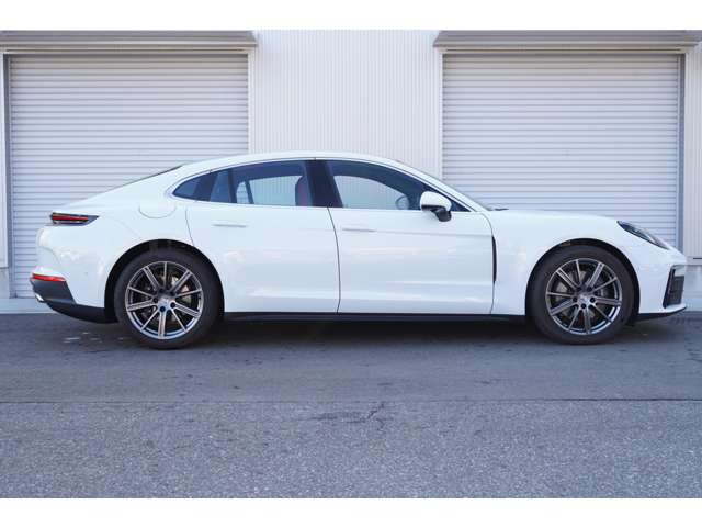 パナメーラ4 4WD