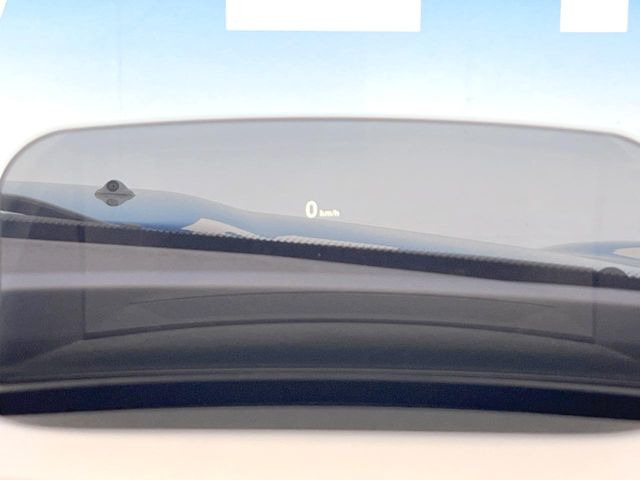 ���w�b�h�A�b�v�f�B�X�v���C:���݂̑��x�⑖�s�����f�W�^���\���ŉ^�]�ȑO���̃K���X�ɓ��e!�^�]���A���������炳���K�v�ȏ����m�F�ł���̂łƂ��Ă��֗��ň��S!