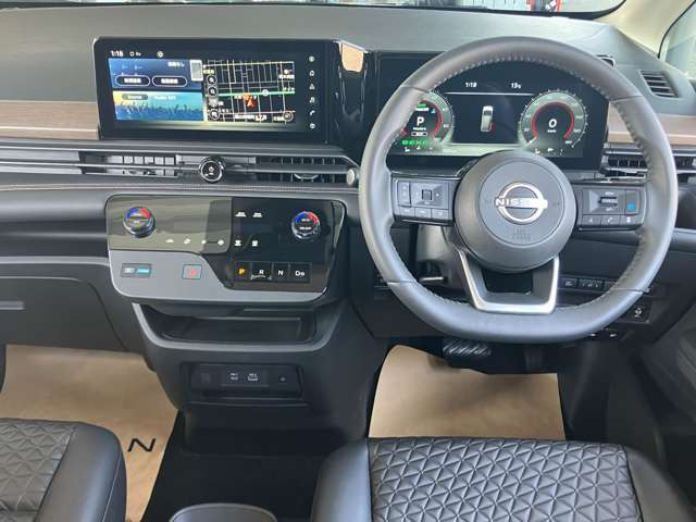 セレナ1.4 e-POWER ハイウェイスターV