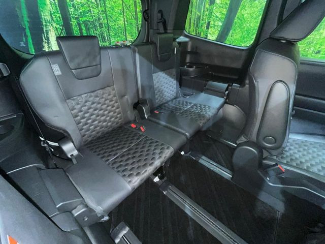 3��ڃV�[�g�͂�������ԗǍD����l�ł��������ƍ����Ē����܂��̂ŁA��l���ł̂��o���������N���N�ł��􂲉Ƒ��ŁA�C�̒m�ꂽ���ԂŁA�h���C�u�ɍs���̂��y���݂ł��ˁ�