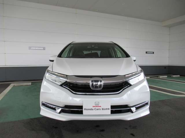 シャトル1.5 ハイブリッド Z ホンダセンシング 4WD