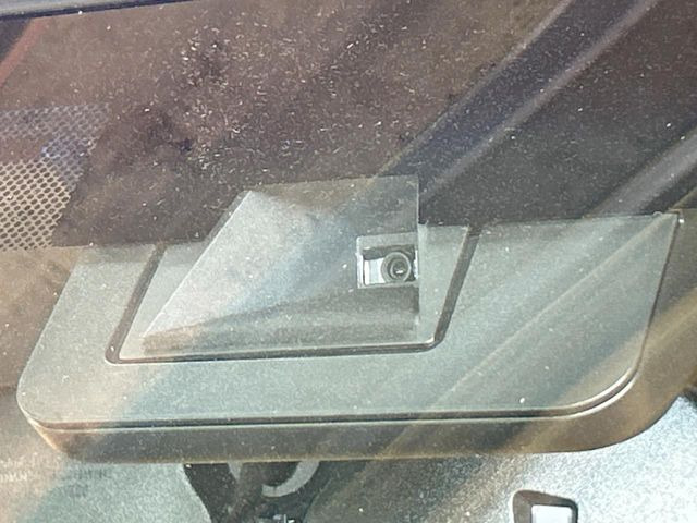 �y�v���N���b�V���Z�[�t�e�B�z�O���̎ԗ��������m���A�Փ˂������Ȏ��͌x��Œ��ӂ𑣂��A�u���[�L�𓥂ޗ͂��T�|�[�g�B�u���[�L�𓥂߂Ȃ������ꍇ�͏Փ˔�Q�y���u���[�L���쓮�A�Փˉ�����T�|�[�g���܂��B