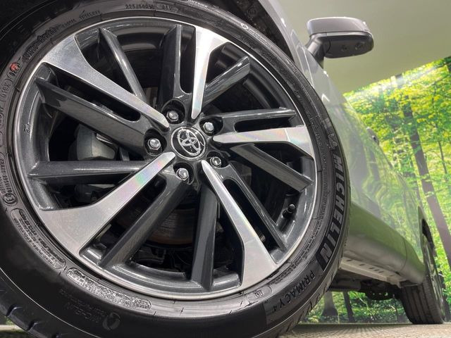 �y����18�C���`�A���~�z�C�[���z�O�ςɃ}�b�`���������A���~�z�C�[���𑕒����Ă���܂��B�e��ЊO�A���~�z�C�[����A�X�^�b�h���X�^�C�����戵�����Ă���܂��B���񂲑��k����������