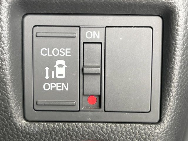 �y�p���[�X���C�h�h�A�z�X�}�[�g�L�[��^�]�Ȃ̃X�C�b�`�ŃX���C�h�h�A�̊J���\���d��������͂����ăh�A���J����K�v�������A���������q�l�ł��A�d���ו��������Ă��鎞�����N�ɊJ���߂ł��܂���