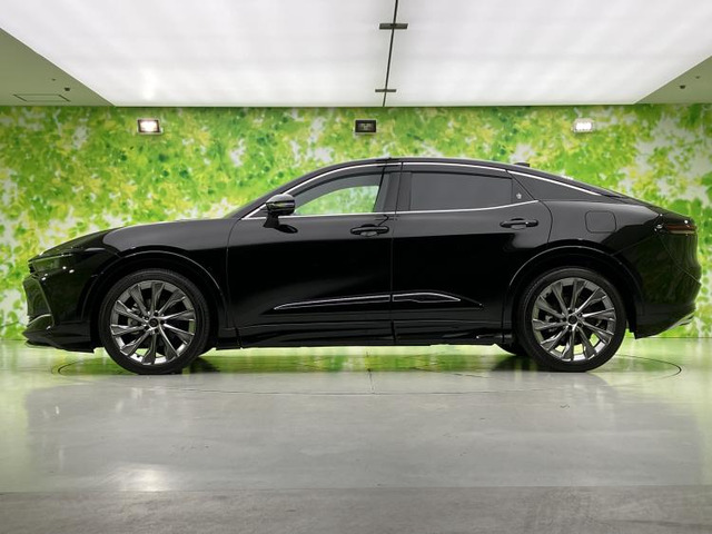 クラウンクロスオーバー2.5 G アドバンスト レザー パッケージ E-Four 4WD