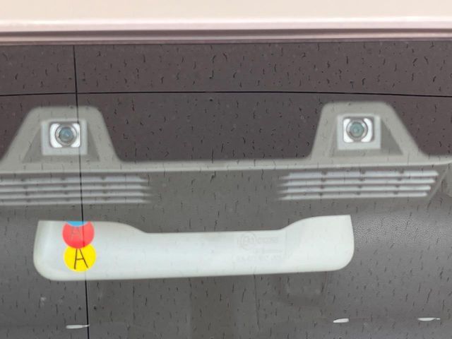 �y�X�Y�L �Z�[�t�e�B�T�|�[�g�z���s���ɑO���̎ԗ�����F�����A�Փ˂������Ȏ��͌x��ƃu���[�L�ŏՓˉ���Ɣ�Q�y�����A�V�X�g�B�����S�Ƀh���C�u�����y���݂��������܂��B