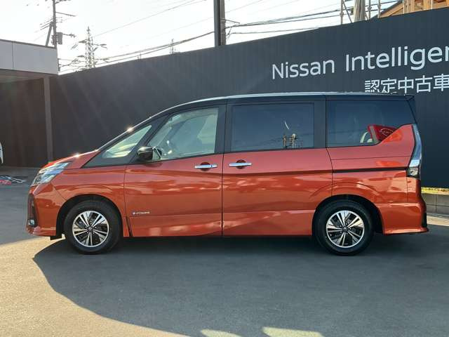 セレナ1.2 e-POWER ハイウェイスターV