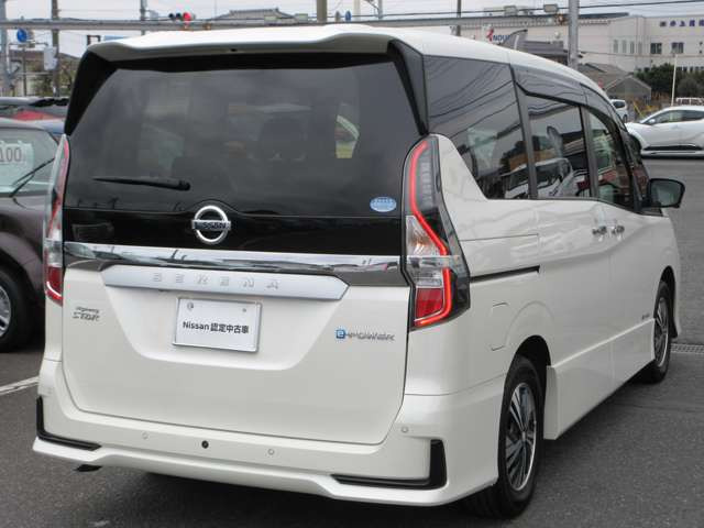 セレナ1.2 e-POWER ハイウェイスターV