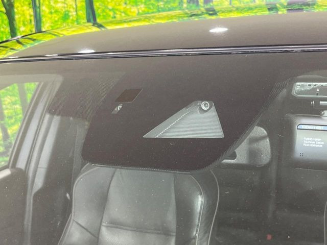 �y�X�}�[�g�u���[�L�T�|�[�g�z���s���ɑO���̎ԗ�����F�����A�Փ˂������Ȏ��͌x��ƃu���[�L�ŏՓˉ���Ɣ�Q�y�����A�V�X�g�B�����S�Ƀh���C�u�����y���݂��������܂��B