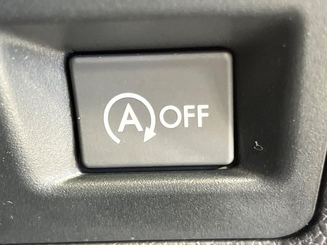 �y�A�C�h�����O�X�g�b�v�z�ԐM����a�؂Œ�Ԃ����ۂɃG���W�����~���A���ʂȔR���̏����}���܂��B�R��������ی�ɂȂ���@�\��G���W���̓u���[�L�𗣂��΍Ďn�����܂��B