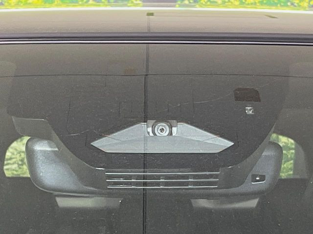 �y�g���^�Z�[�t�e�B�Z���X�z���s���ɑO���̎ԗ�����F�����A�Փ˂������Ȏ��͌x��ƃu���[�L�ŏՓˉ���Ɣ�Q�y�����A�V�X�g�B�����S�Ƀh���C�u�����y���݂��������܂��B