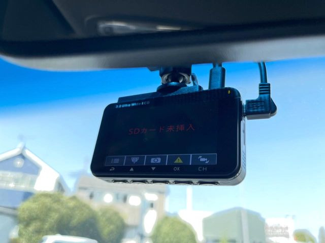 �y�h���C�u���R�[�_�[�z�h���C�u���R�[�_�[����!���s���͂������A������^�]�⎖�̂ɑ��������ہA�f���ŋL�^���A����̃��X�N�ɔ����܂��B���L�^�pSD�J�[�h�͂��q�l�����g�ł��������������K�v������܂��B