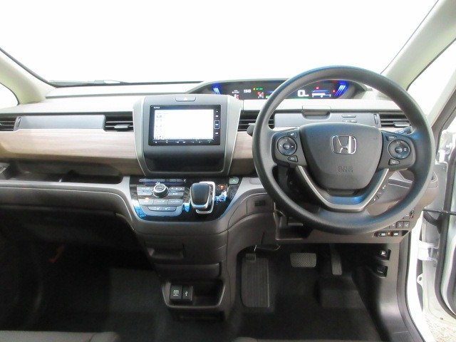 フリード+1.5 ハイブリッド G