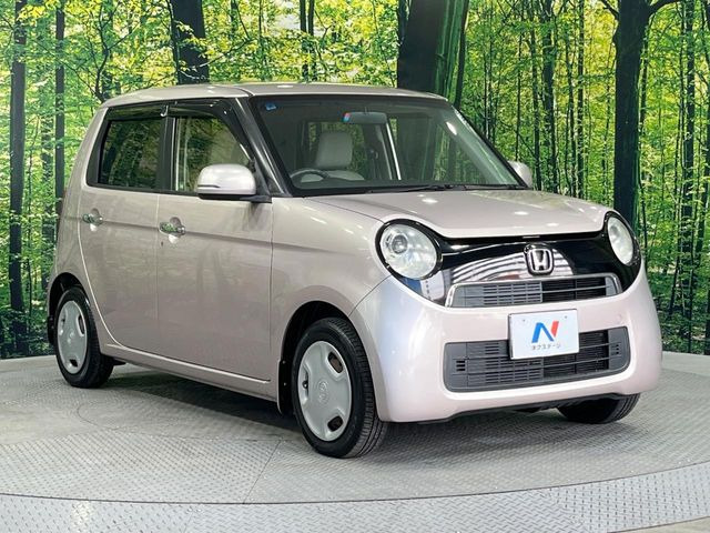 高透明度のガラス皮膜で撥水はもちろん、上質なツヤ・光沢を実現。紫外線や酸性雨から大切な愛車を保護し、色あせ・劣化を防止。「弾スプラッシュコート」、「弾プリミッサコート」からお選びいただけます。