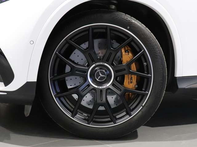 GLCAMG GLC63 S E パフォーマンス 4WD