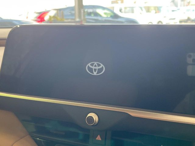 �y12.3�C���`���C�h�i�r�z�������ƃC���p�N�g�̂����^���C�h�i�r�𑕔��B�e��I�[�f�B�I����͂������A�������C�h��ʂł̃}�b�v2�����\���ȂǁA���֐��������i�r�ł���