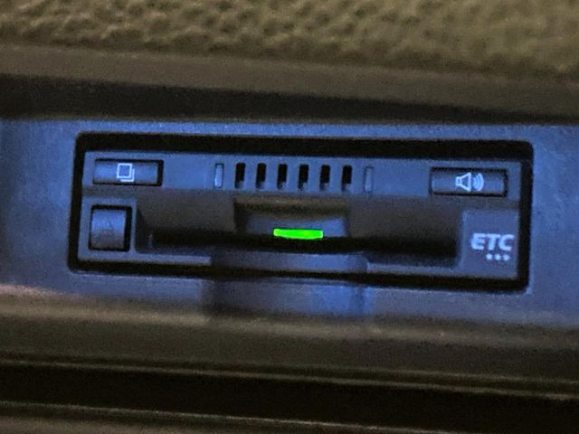 【ETC】高速道路の料金所をストレスなく通過!話題のスポットやサービスエリアに多い「スマートIC」利用時は必須のアイテムです。当店でセットアップを実施、ご納車当日からすぐにご利用いただけます!