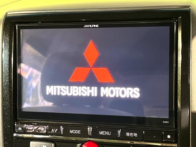 �y�����i�r�z�l�C�̏����i�r�𑕔����Ă���܂��B�i�r�̎g���₷���͂������A�I�[�f�B�I�@�\���[��!�L�����v�◷�s�͂������A�ʋ΂┃�����ȂǕ��i�̃h���C�u���y�����Ȃ�͂���