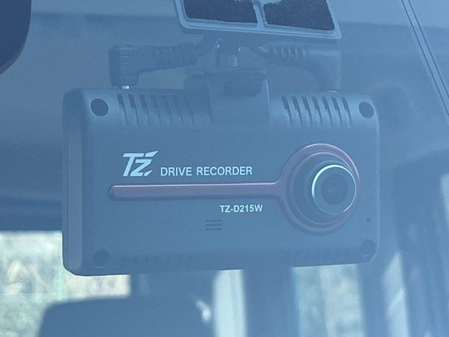 �y�h���C�u���R�[�_�[�z�h���C�u���R�[�_�[����!���s���͂������A������^�]�⎖�̂ɑ��������ہA�f���ŋL�^���A����̃��X�N�ɔ����܂��B���L�^�pSD�J�[�h�͂��q�l�����g�ł��������������K�v������܂��B