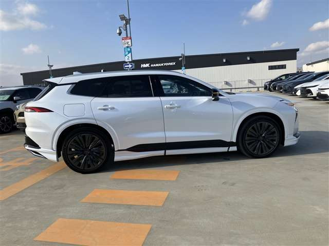 クラウンエステート2.5 RS E-Four 4WD