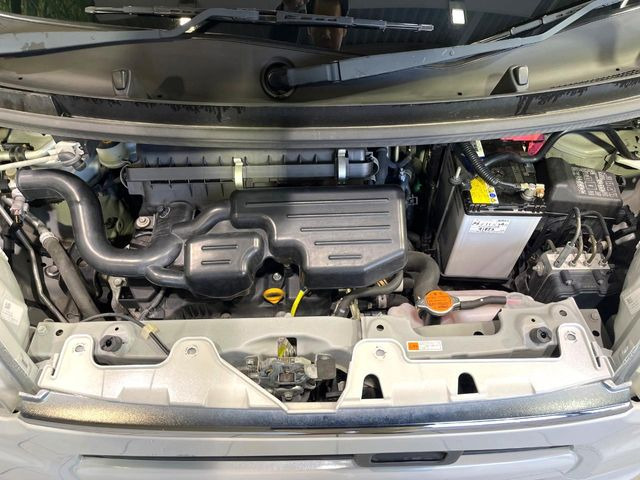 親切・丁寧な専門メカニックスタッフが応対!・車検・点検整備・事故等の修理などアフターサービスも安心。お車のカスタマイズもネクステージのサービススタッフまでご相談ください!