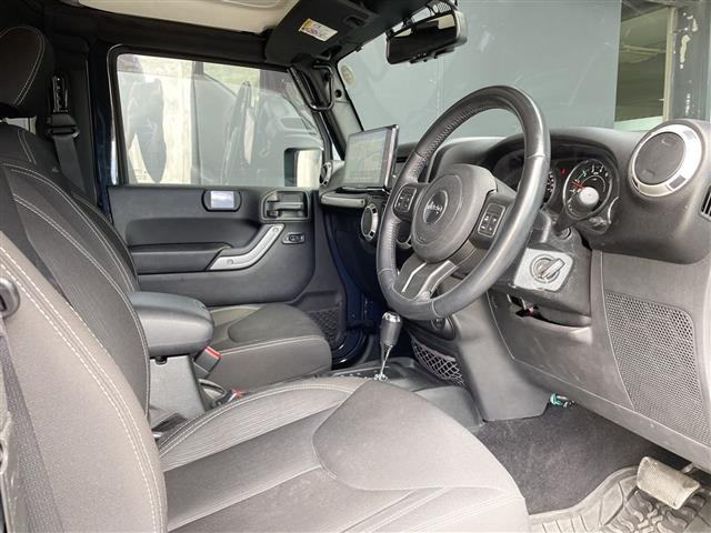 ラングラーサハラ 4WD