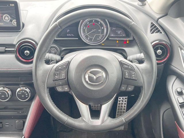 �y�����v�����X�e�A�����O�z�㎿�Ȋv���g�p���邱�ƂŁA��ɂ����������݂ƂĂ��^�]���₷���n���h���ł���