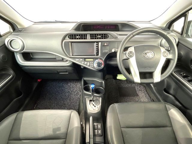 アクア1.5 G ブラックソフトレザーセレクション