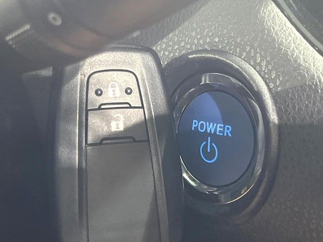 �y�X�}�[�g�L�[�z�J�o����|�P�b�g�ɓ��ꂽ�܂܂ł��h�A�̎{���E�������\�ȃX�}�[�g�L�[�𑕔��B�G���W���̃I���E�I�t�����J�M�����o���K�v����������Ƃ��Ă��֗��ł���