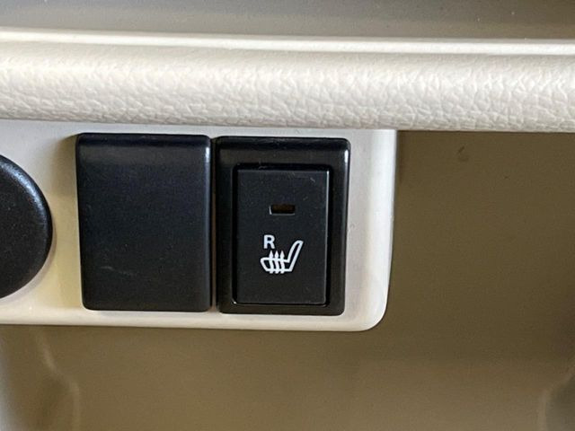 �y�V�[�g�q�[�^�[�z�������ɏd�󂷂�V�[�g�q�[�^�[!�G�A�R����葁�����܂��Ă����̂Ŋ�����̐l�����S�ł��ˁ�G�A�R���̉����͊������邩����A�Ƃ������ɂ����������߂ł��B