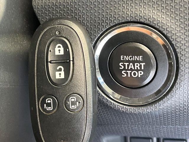 �y�L�[���X�X�^�[�g�V�X�e���z�J�o����|�P�b�g�ɓ��ꂽ�܂܂ł��h�A�̎{���E�������\�ȃX�}�[�g�L�[�𑕔��B�G���W���̃I���E�I�t�����J�M�����o���K�v����������Ƃ��Ă��֗��ł���