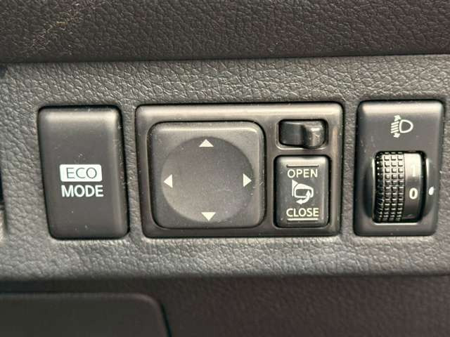 �C�ɂȂ邨�Ԃ�����܂�����E�̓d�b�ԍ����璼�ڂ��X�ɂ��₢���킹���������B�x�����@����ԗ����A��Ԃ܂łȂ�ł������������Ē����܂��B�X�^�b�t�ꓯ���A�����҂����Ă���܂��B