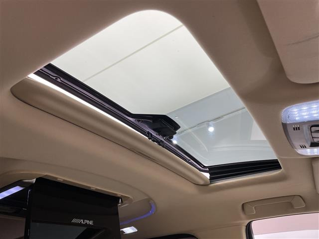 アルファードハイブリッド 2.5 X E-Four 4WD