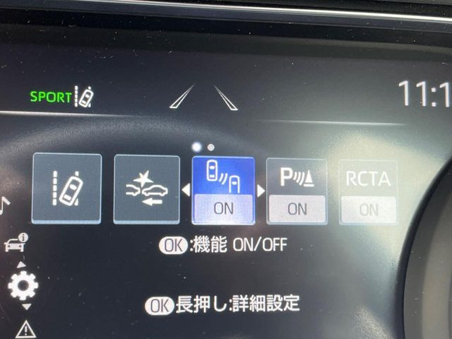 �y�g���^�Z�[�t�e�B�Z���X�z���s���ɑO���̎ԗ�����F�����A�Փ˂������Ȏ��͌x��ƃu���[�L�ŏՓˉ���Ɣ�Q�y�����A�V�X�g�B�����S�Ƀh���C�u�����y���݂��������܂��B