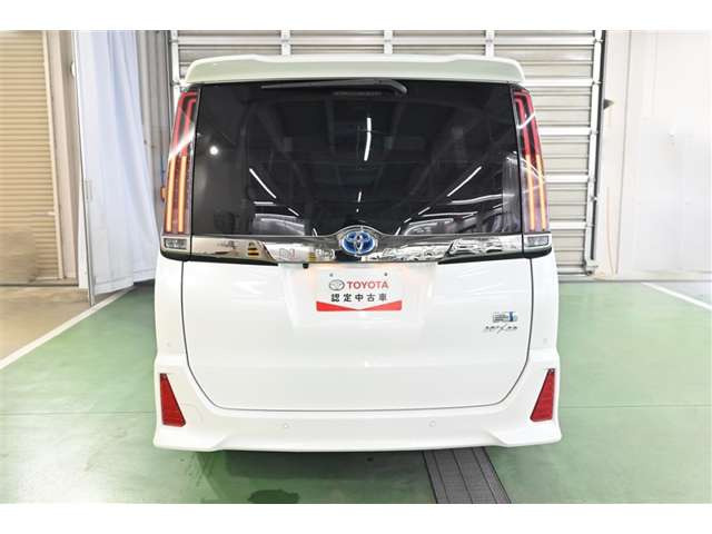 ノア1.8 ハイブリッド Si W×B II