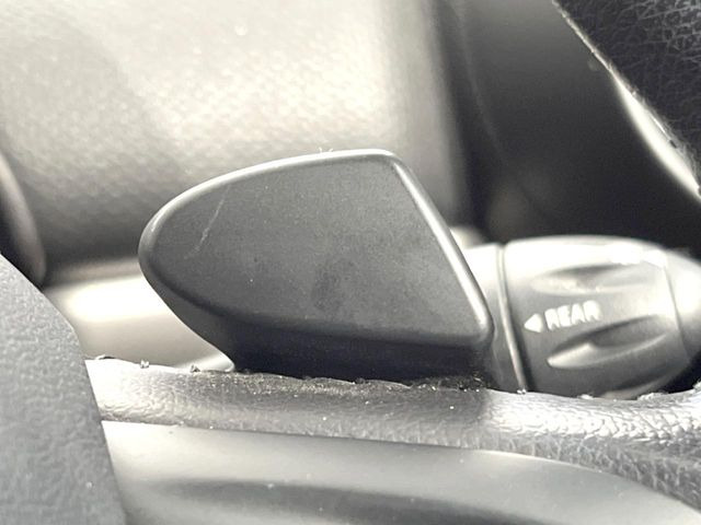 ●ステアリングパドルシフト:クイックなシフト操作が可能!レスポンスが高く、あなたのギア変速にしっかりとついてきてくれます!お車と一体となれる装備です。