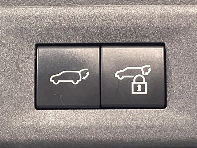 �y�p���[�o�b�N�h�A�z�X�}�[�g�L�[��^�]�Ȃ̃{�^�������������Ń��A�Q�[�g�������ŊJ���܂�!�ו��������Ă��鎞��A�����ʒu�ɂ���o�b�N�h�A��߂�ۂɕ֗��ȋ@�\�ł���