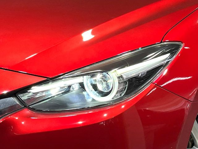 �yLED�w�b�h���C�g�z���V����ԑ��s�����ǍD�Ȏ��E���m�ۂ����S���ĉ^�]�ł��鍂�P�xLED�w�b�h���C�g�𑕔�!�_�����x�������A����d�͂��}�����Ă��܂��B