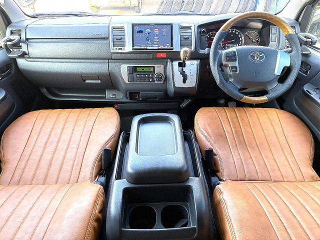 ハイエースバン3.0 スーパーGL ロング ディーゼル 4WD