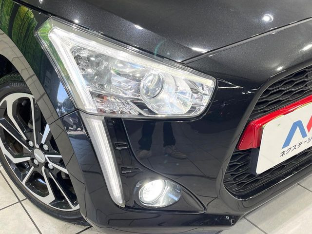 �yLED�w�b�h���C�g�z���V����ԑ��s�����ǍD�Ȏ��E���m�ۂ����S���ĉ^�]�ł��鍂�P�xLED�w�b�h���C�g�𑕔�!�_�����x�������A����d�͂��}�����Ă��܂��B