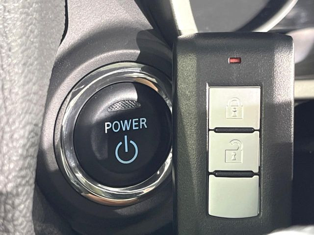 �y�I�y���[�V�����L�[�z�J�o����|�P�b�g�ɓ��ꂽ�܂܂ł��h�A�̎{���E�������\�ȃX�}�[�g�L�[�𑕔��B�G���W���̃I���E�I�t�����J�M�����o���K�v����������Ƃ��Ă��֗��ł���