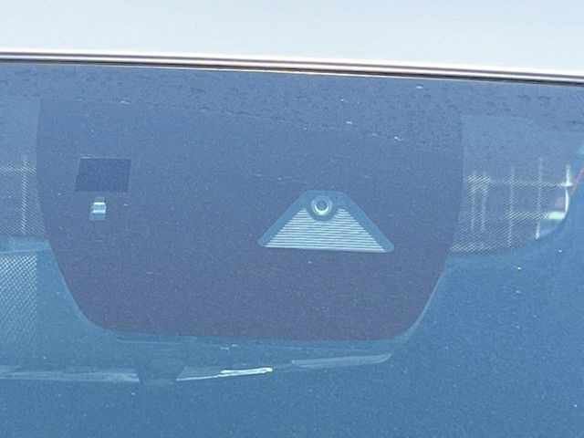 �y�X�}�[�g�V�e�B�u���[�L�T�|�[�g�z�ᑬ���s���ɑO���̎ԗ�����F�����A�Փ˂������Ȏ��͌x��ƃu���[�L�ŏՓˉ���Ɣ�Q�y�����A�V�X�g�B�����S�Ƀh���C�u�����y���݂��������܂��B