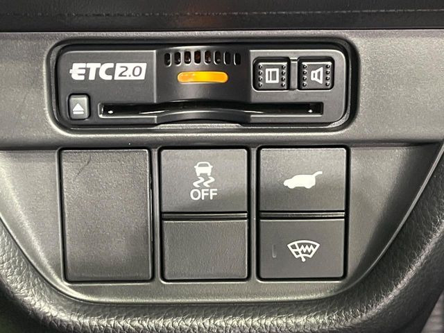 【ETC】高速道路の料金所をストレスなく通過!話題のスポットやサービスエリアに多い「スマートIC」利用時は必須のアイテムです。当店でセットアップを実施、ご納車当日からすぐにご利用いただけます!