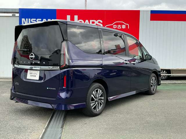 セレナ1.4 e-POWER ハイウェイスターV