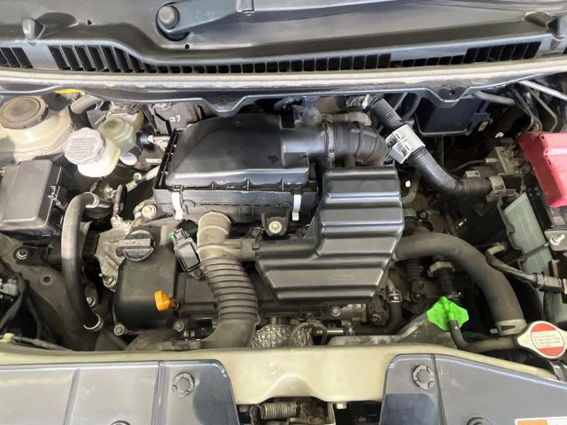 親切・丁寧な専門メカニックスタッフが応対!・車検・点検整備・事故等の修理などアフターサービスも安心。お車のカスタマイズもネクステージのサービススタッフまでご相談ください!