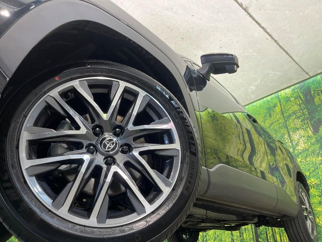 �y����18�C���`�A���~�z�C�[���z�O�ςɃ}�b�`���������A���~�z�C�[���𑕒����Ă���܂��B�e��ЊO�A���~�z�C�[����A�X�^�b�h���X�^�C�����戵�����Ă���܂��B���񂲑��k����������